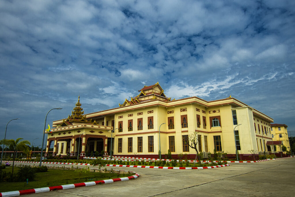 မန္တလေးတိုင်းဒေသကြီးလွှတ်တော်